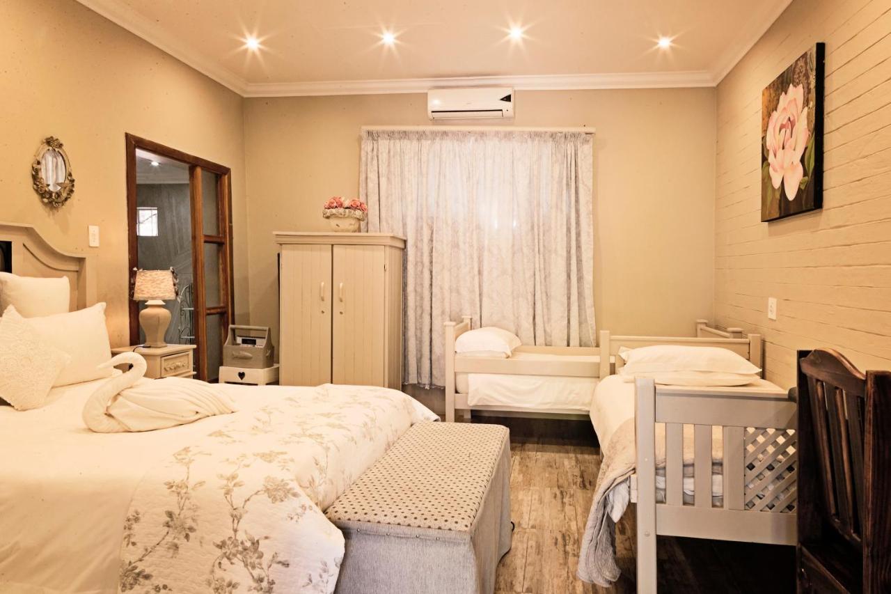 De Loft Guesthouse Piet Retief Exterior photo